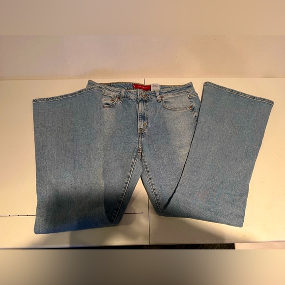 Levi's Denim Jeans - 519 Low Stretch Flare Women's 11M Jr